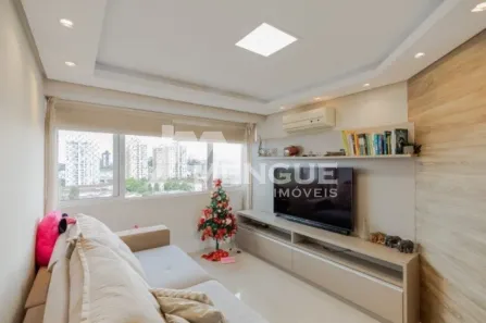 Apartamento com 2 Quartos à venda, 66m² no Passo da Areia, Porto Alegre