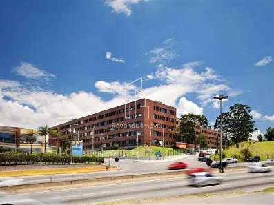 Sala Comercial para alugar, 82m² no Jardim Lambreta, Cotia