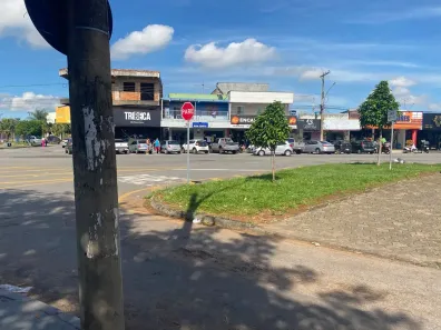 com 6 Quartos à venda, 240m² no Vila Cruzeiro do Sul, Aparecida de Goiânia