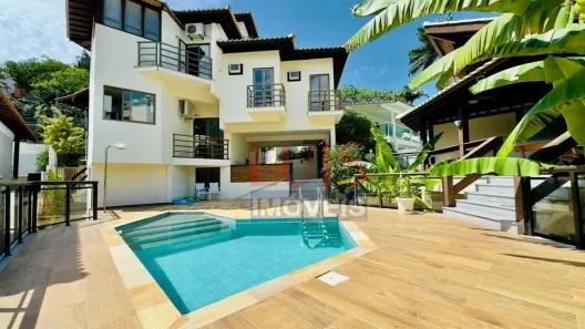 Casa de Condomínio com 4 Quartos à venda, 354m² no Camboinhas, Niterói