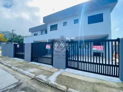 Sobrado com 2 Quartos à venda, 76m² no Balneário Gardem Mar, Caraguatatuba