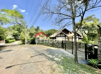 Casa de Condomínio com 3 Quartos à venda, 183m² no Chácara Santa Lúcia, Carapicuíba