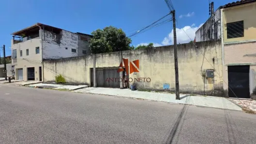 Casa com 4 Quartos à venda, 223m² no Cidade dos Funcionários, Fortaleza