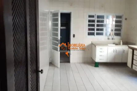 Sobrado com 3 Quartos à venda, 162m² no Vila Rosália, Guarulhos