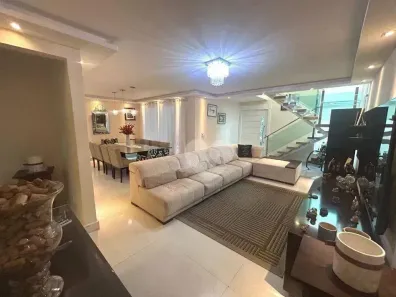 Casa de Condomínio com 5 Quartos à venda, 204m² no Recreio dos Bandeirantes, Rio de Janeiro