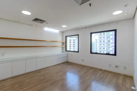 Sala Comercial à venda, 29m² no Indianópolis, São Paulo