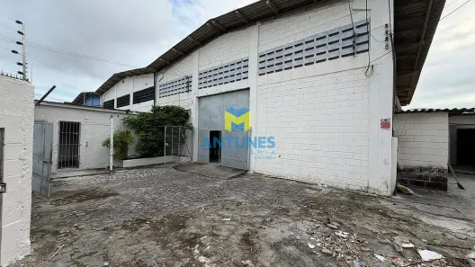 Galpão/Depósito/Armazém para alugar, 450m² no Imbiribeira, Recife