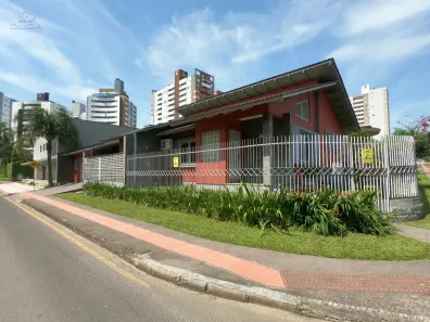 Casa com 3 Quartos à venda, 150m² no Michel, Criciúma