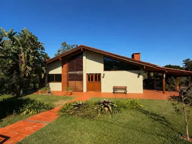 Casa de Condomínio com 3 Quartos para alugar, 292m² no Residencial Giardino (Barro Vermelho), Gravataí