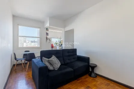 Apartamento com 2 Quartos à venda, 58m² no São João, Porto Alegre