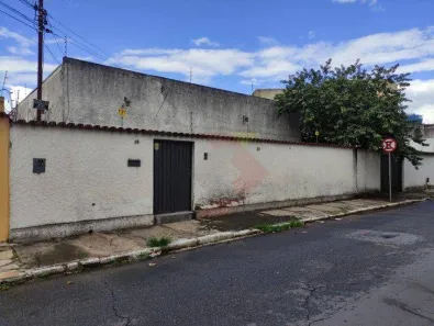 Casa com 3 Quartos à venda, 153m² no Setor Campinas, Goiânia