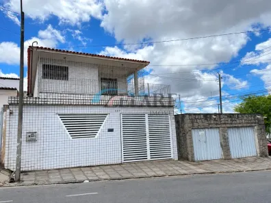 Apartamento com 3 Quartos para alugar, 60m² no Centenário, Campina Grande