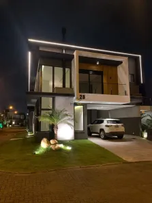 Sobrado com 3 Quartos à venda, 211m² no Central Park, Cachoeirinha
