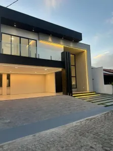 Casa de Condomínio com 5 Quartos para alugar, 235m² no Campo Grande, Rio de Janeiro