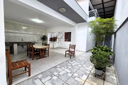 Casa com 3 Quartos à venda, 240m² no Vila Valparaíso, Santo André