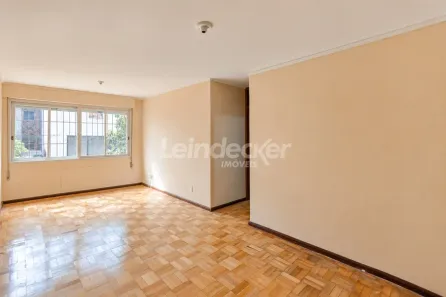 Apartamento com 3 Quartos para alugar, 94m² no Petrópolis, Porto Alegre