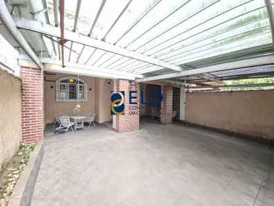 Casa com 3 Quartos à venda, 300m² no Gonzaga, Santos