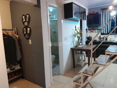 Sobrado com 2 Quartos à venda, 66m² no Belém Novo, Porto Alegre