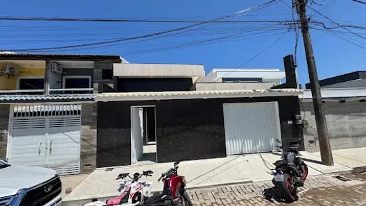 Casa de Condomínio com 3 Quartos à venda, 135m² no Parque Aeroporto, Macaé