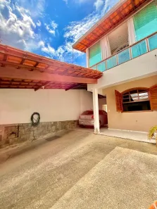 Casa com 3 Quartos à venda, 180m² no São João Batista (Venda Nova), Belo Horizonte