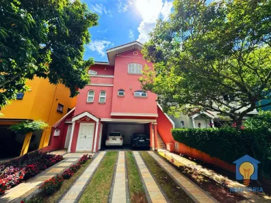 Casa de Condomínio com 3 Quartos à venda, 217m² no Jardim Lambreta, Cotia