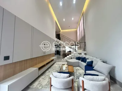 Casa com 5 Quartos à venda, 299m² no Jardim Inconfidência, Uberlândia