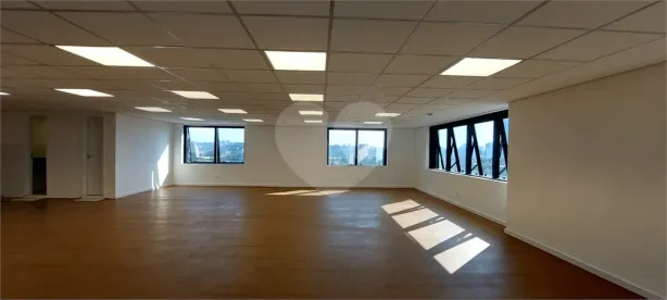 Sala Comercial para alugar, 145m² no Jardim Paulistano, São Paulo