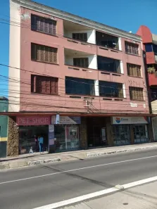 Apartamento com 3 Quartos para alugar, 77m² no Petrópolis, Porto Alegre