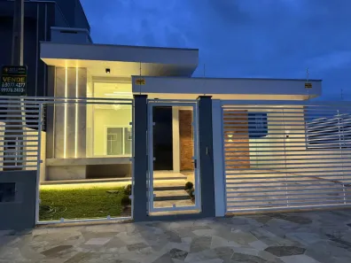 Sobrado com 3 Quartos à venda, 200m² no Estância Velha, Canoas