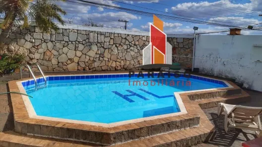 Casa com 4 Quartos à venda, 260m² no Brasil, Uberlândia