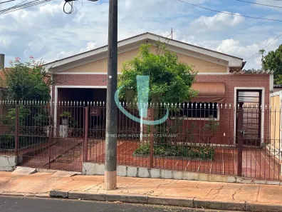 Casa com 3 Quartos à venda, 189m² no Vila Melhado, Araraquara