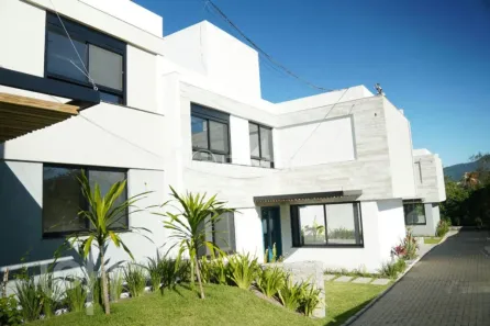 Casa de Condomínio com 3 Quartos à venda, 181m² no Córrego Grande, Florianópolis