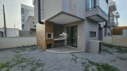 Sobrado com 3 Quartos à venda, 99m² no Nova Palhoça, Palhoça