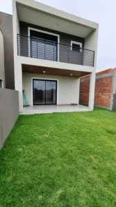 Sobrado com 2 Quartos à venda, 106m² no Areias de Palhocinha, Garopaba