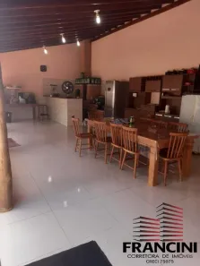 Fazenda/Sítio com 3 Quartos à venda, 200m² no Vale do Igapó, Bauru