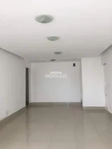 Apartamento com 3 Quartos para alugar, 110m² no Nossa Senhora Aparecida, Uberlândia