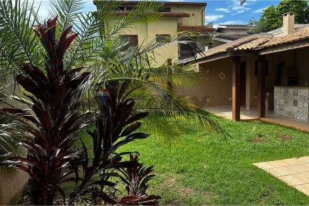Casa de Condomínio com 3 Quartos para alugar, 157m² no Pinheirinho, Vinhedo