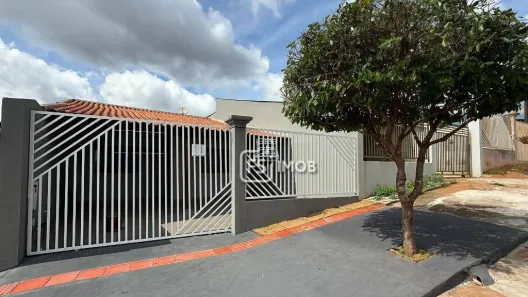 Casa com 3 Quartos à venda, 75m² no Conjunto Parigot de Souza 3, Londrina