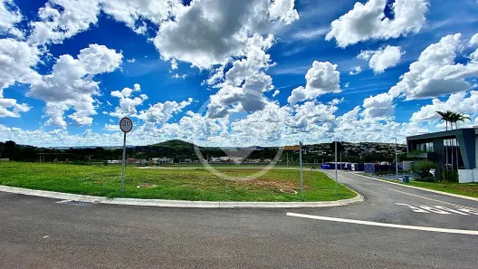 Lote/Terreno à venda, 810m² no Residencial Alphaville Flamboyant, Goiânia