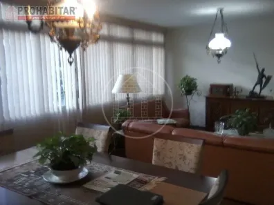 Sobrado com 4 Quartos à venda, 272m² no Jardim Cordeiro, São Paulo
