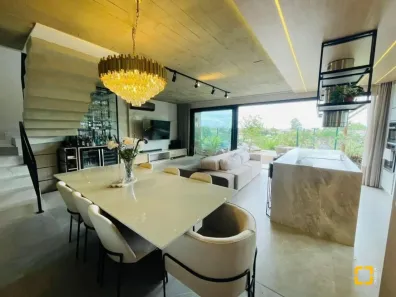 Casa de Condomínio com 3 Quartos à venda, 413m² no Lagoa da Conceição, Florianópolis