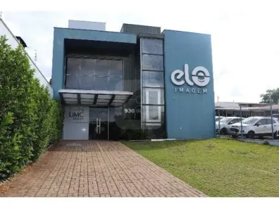 Prédio Comercial para alugar, 747m² no Santa Mônica, Uberlândia