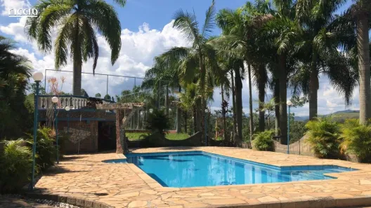 Fazenda/Sítio com 3 Quartos à venda, 1600m² no Buquirinha II, São José dos Campos