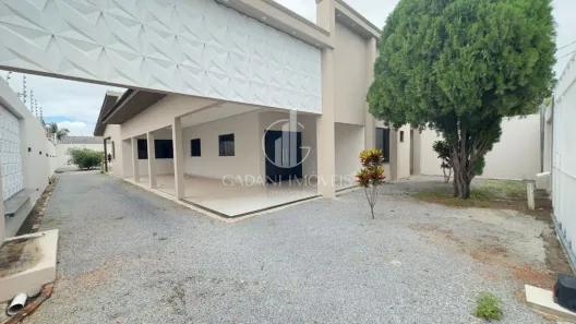 Casa com 3 Quartos à venda, 300m² no Jardim Celeste, Sinop