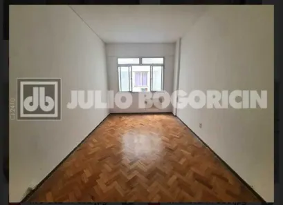 Kitnet com 1 Quarto à venda, 31m² no Copacabana, Rio de Janeiro