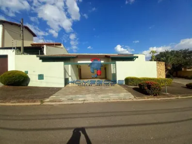 Casa com 4 Quartos para venda ou aluguel, 250m² no Parque Alto Taquaral, Campinas