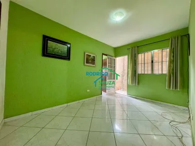 Casa com 2 Quartos à venda, 180m² no Vila Silviânia, Carapicuíba