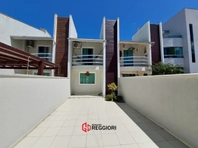 Sobrado com 3 Quartos à venda, 112m² no Nova Esperança, Balneário Camboriú
