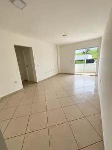 Apartamento com 2 Quartos para alugar, 56m² no Imboassica, Macaé