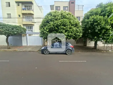 Apartamento com 2 Quartos para alugar, 70m² no Morada da Colina, Uberlândia